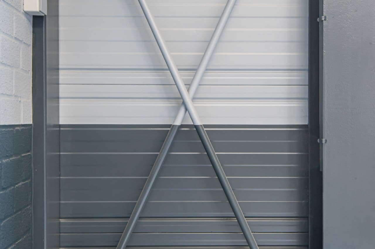 SEAT Cupra showroom De Meern — plafond