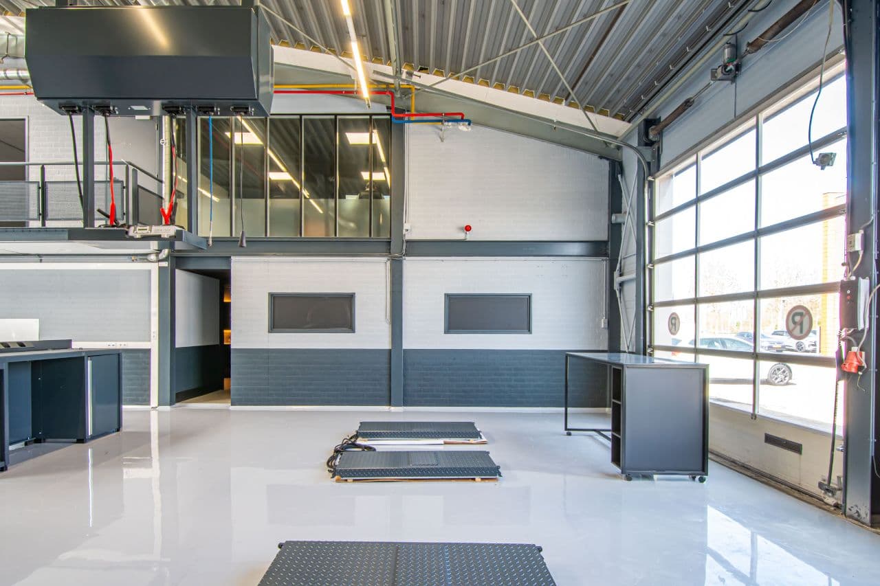 SEAT Cupra showroom — De Meern